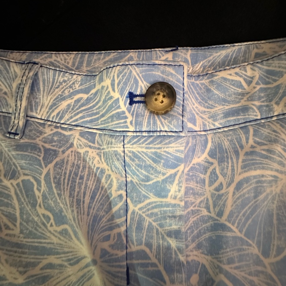 Tommy Bahama Light Blue Patterned Shorts - Picture 3 of 6
